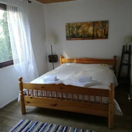 Dreimal Seeblick Apartment Bringhausen